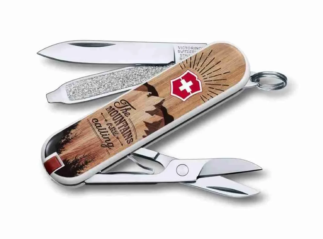 Victorinox Classic Mountain Calling