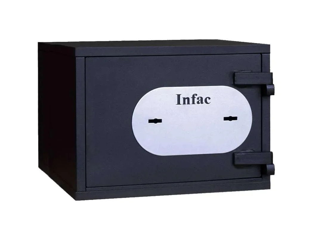 Armero grado III arma corta Infac SC3R