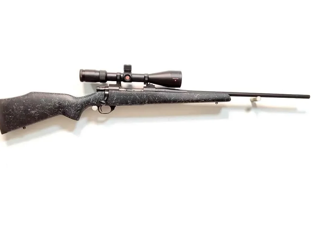 Weatherby Vanguard cal. 300WM. Usado.